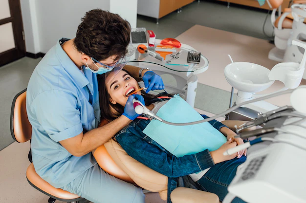 How To Choose A Cosmetic Dentist?