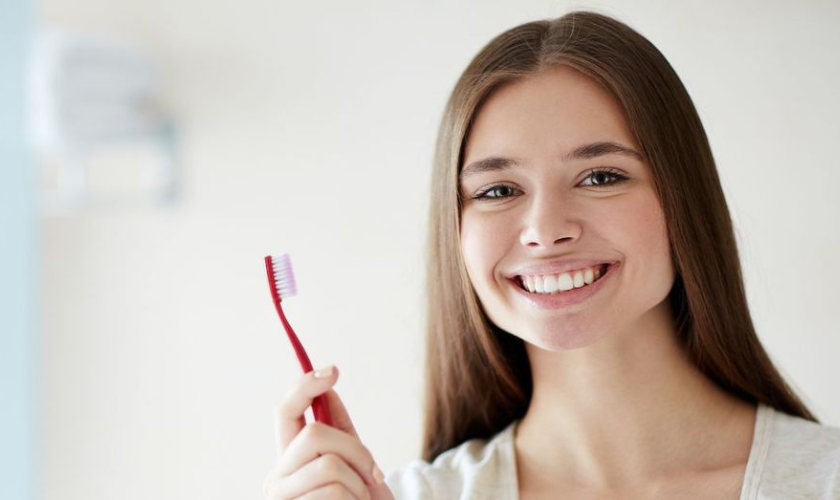 Mistle-Tooth And Cavity-Free - Protecting Your Pearly Whites This Season